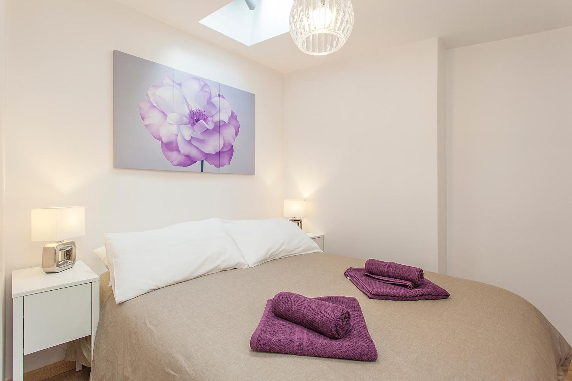 Apartment Principe Real 2 Bedrooms 2 Bathrooms, Air-con, Wi-fi, 3rd Floor *